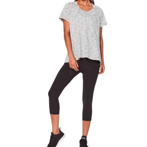 LULULEMON ATHLETICA Back In Action Short Sleeve Size 8 - Picture 3 of 5